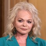 Скандал с Ларисой Долиной выходит на новый уровень: квартира, отмена и общественный резонанс, который не утихает